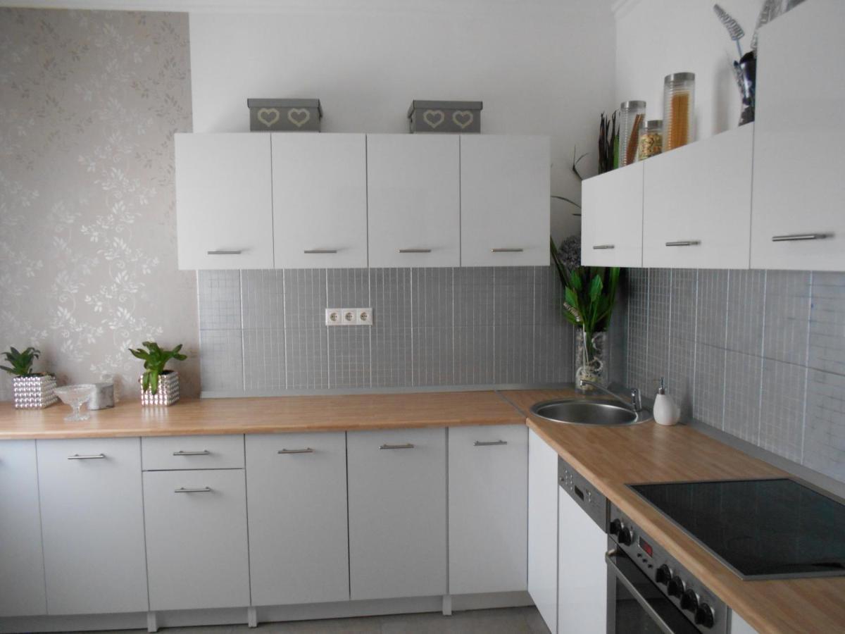 Apartamento Mavi Appartman Nagykanizsa Exterior foto